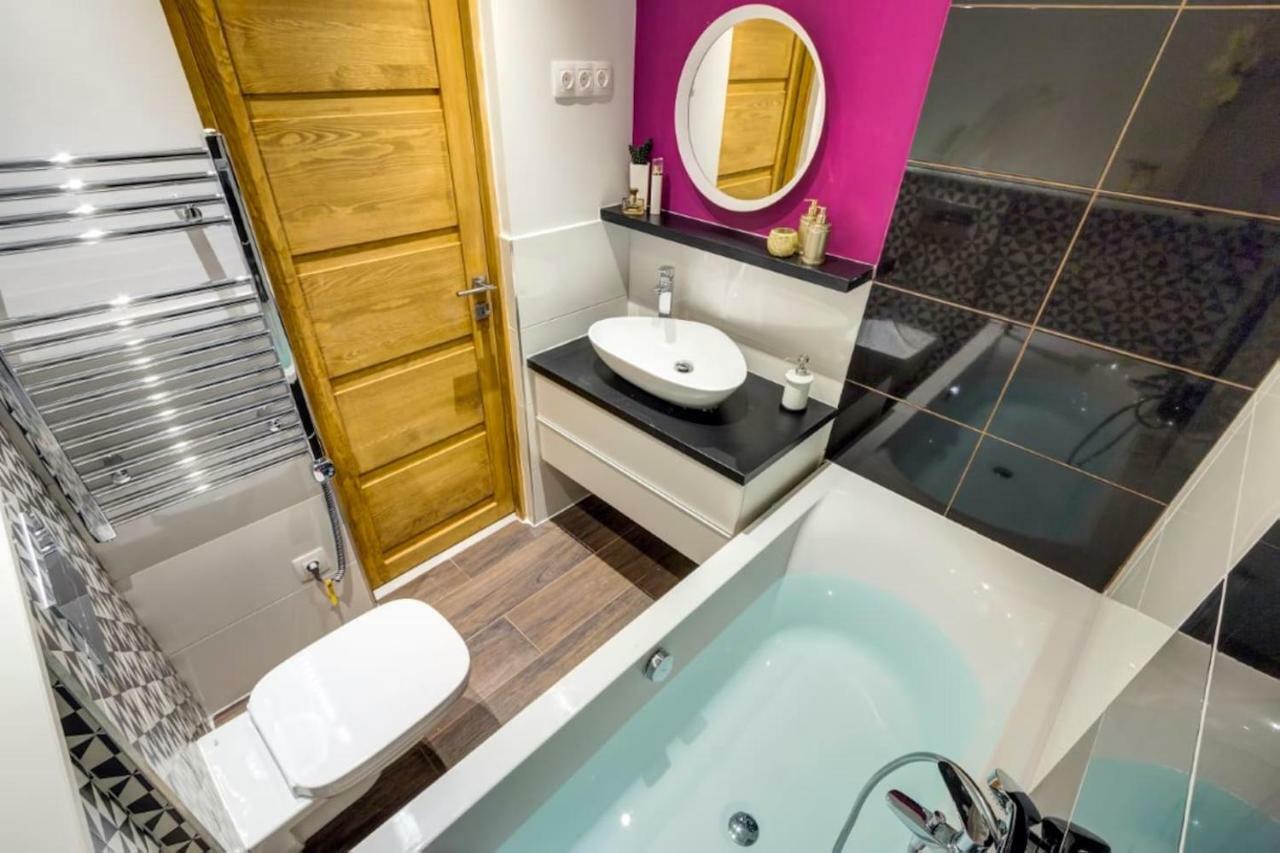 Cozy Downtown Studio Apartment Budapest Exteriör bild