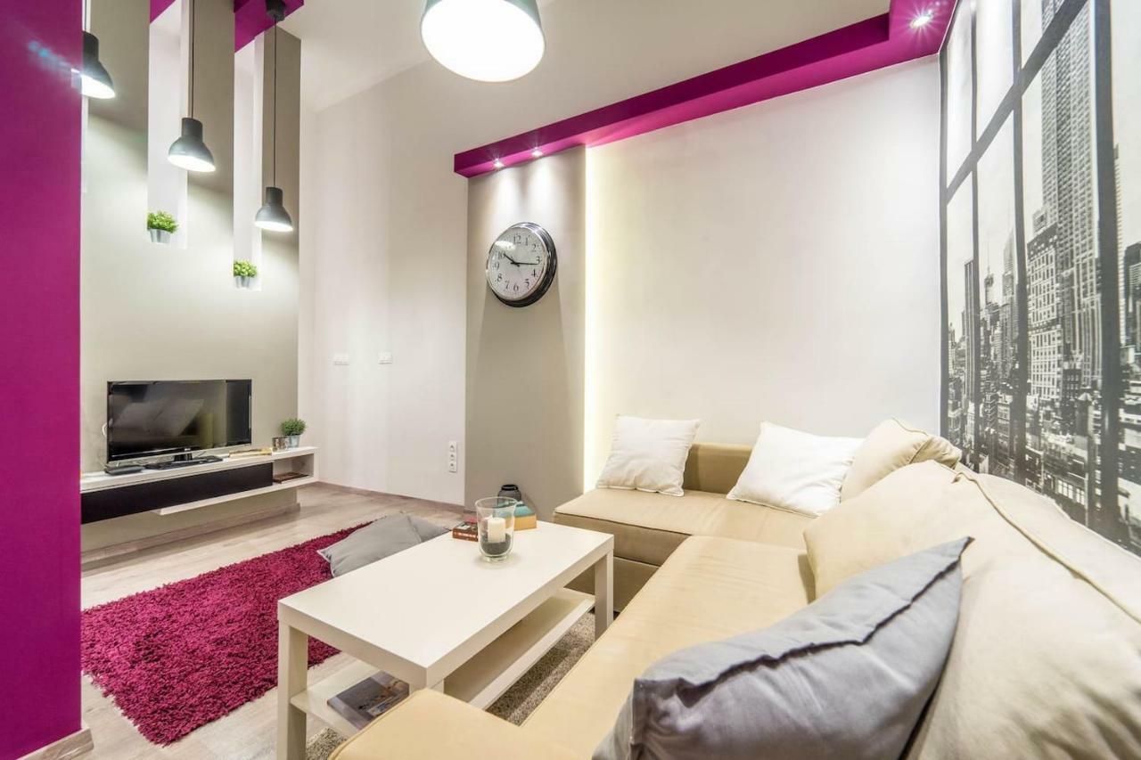 Cozy Downtown Studio Apartment Budapest Exteriör bild