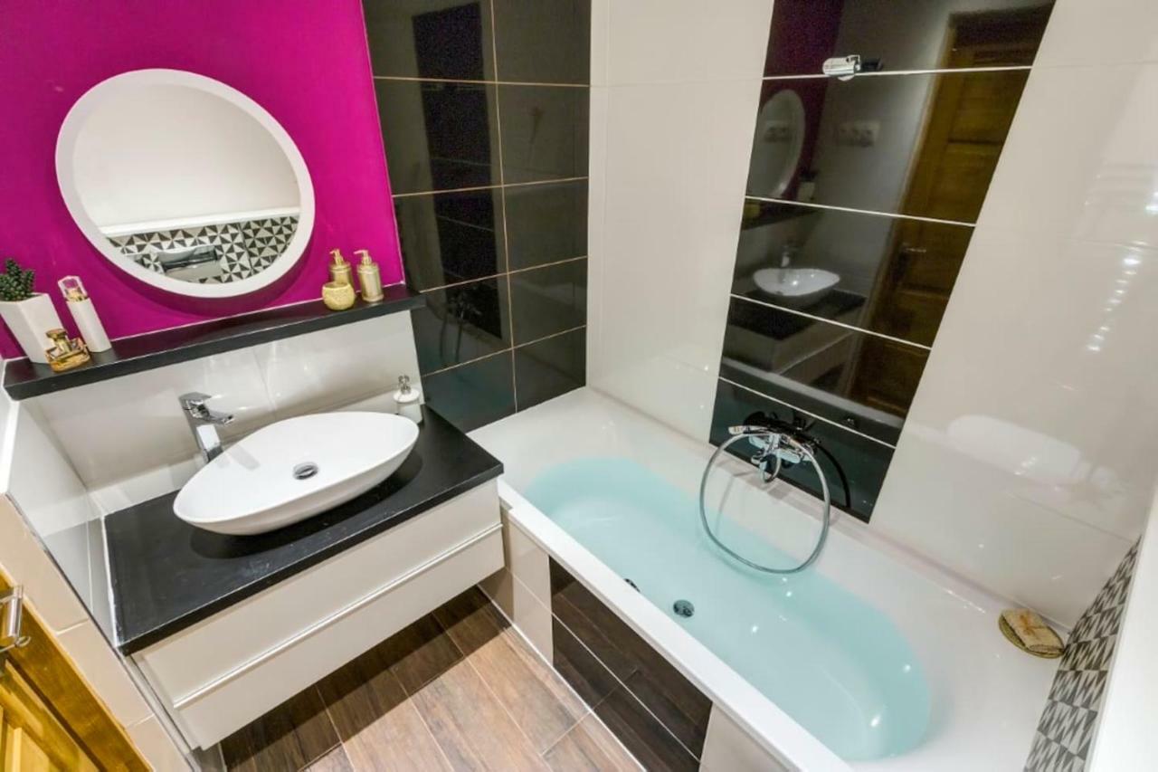 Cozy Downtown Studio Apartment Budapest Exteriör bild