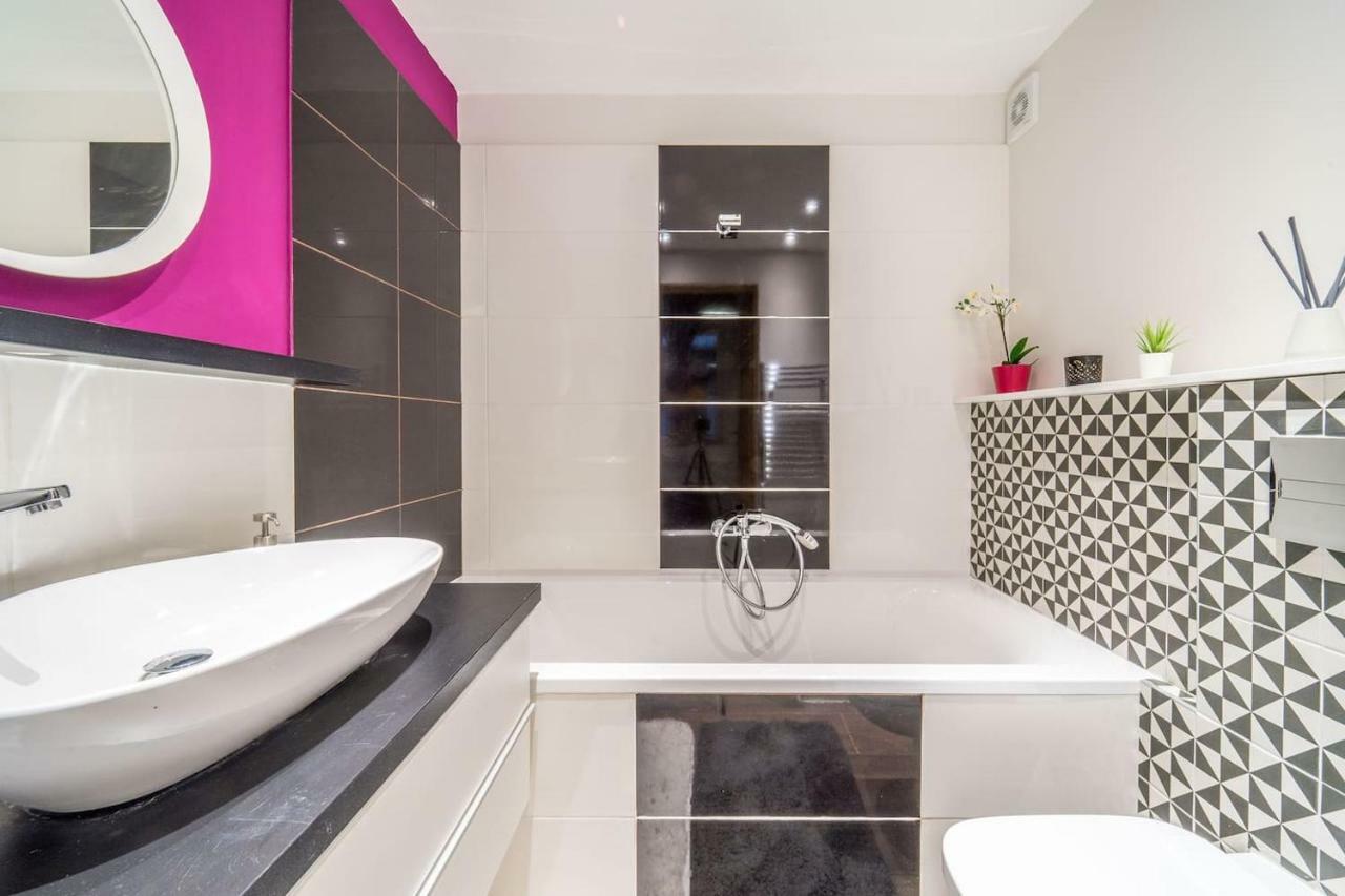 Cozy Downtown Studio Apartment Budapest Exteriör bild
