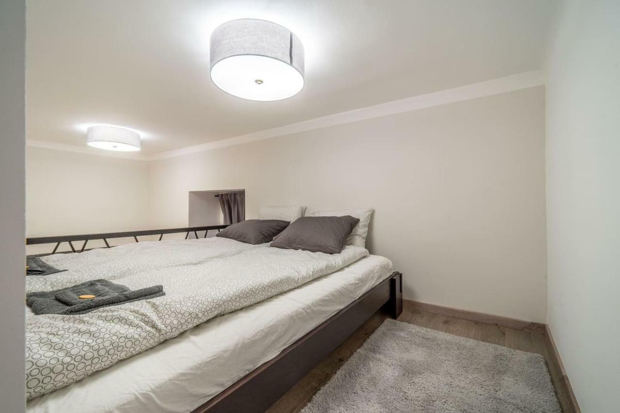 Cozy Downtown Studio Apartment Budapest Exteriör bild